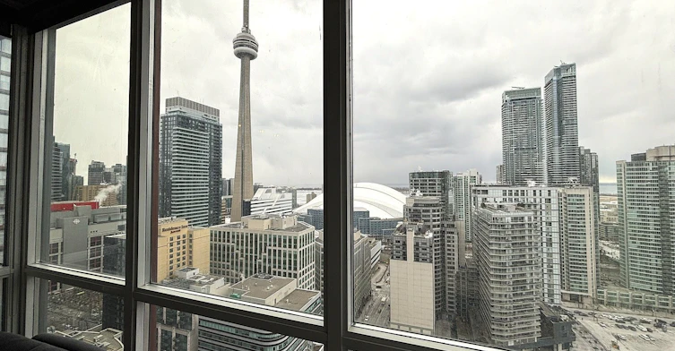 U2707-88 Blue Jays Way, Toronto, ON, M5V 0L7 - 2