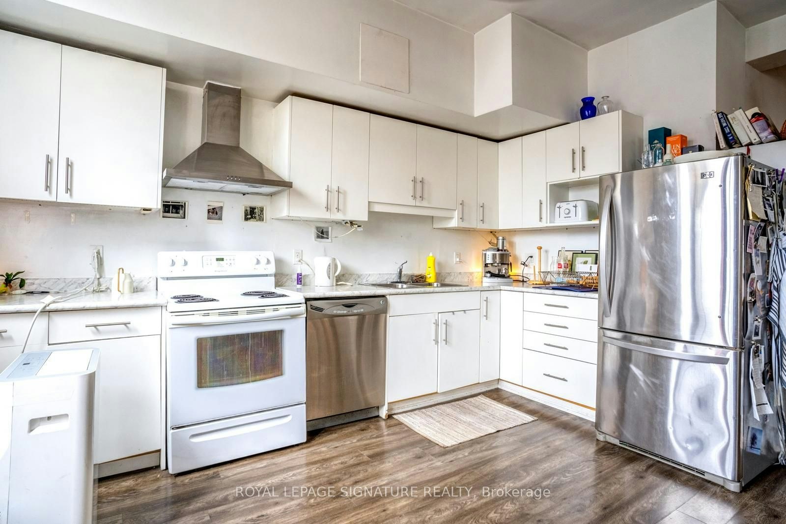 Upper/Rear-926 King Street W, Toronto, ON, M5V 1P5 - 4