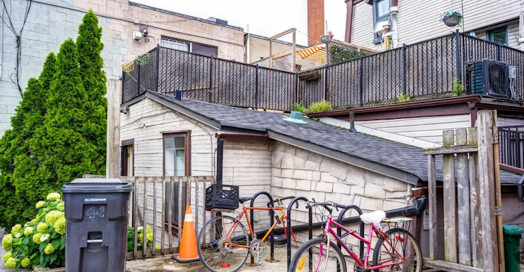 Upper/Rear-926 King Street W, Toronto, ON, M5V 1P5 - 8