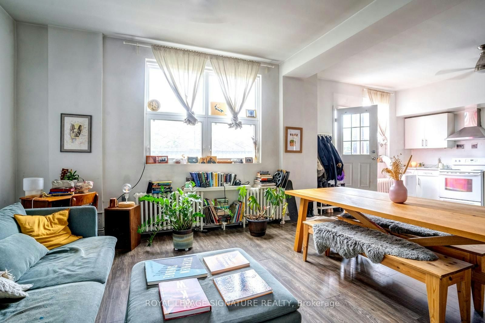 Upper/Rear-926 King Street W, Toronto, ON, M5V 1P5 - 2