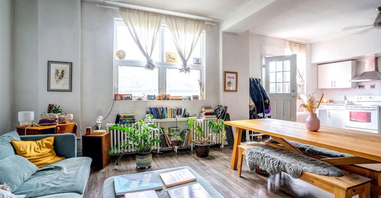 Upper/Rear-926 King Street W, Toronto, ON, M5V 1P5 - 2