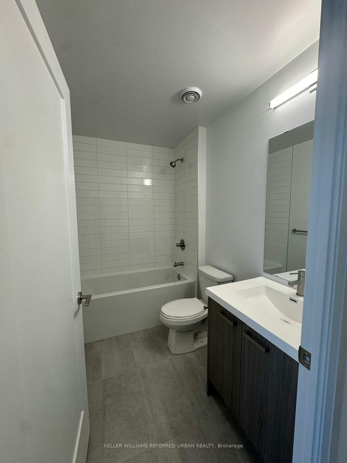 2204-20 Soudan Avenue, Toronto, ON, M4S 0E2 - 4