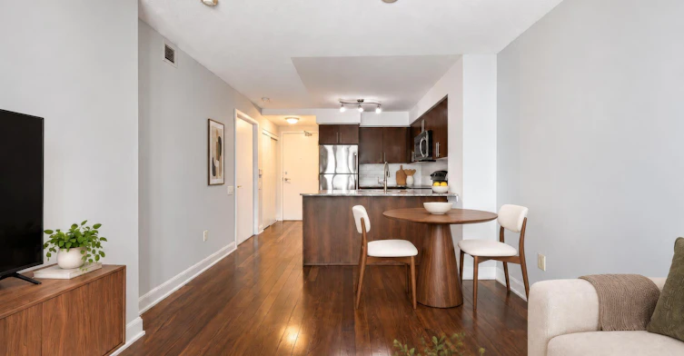3210-2191 Yonge Street, Toronto, ON, M4S 3H8 - 4