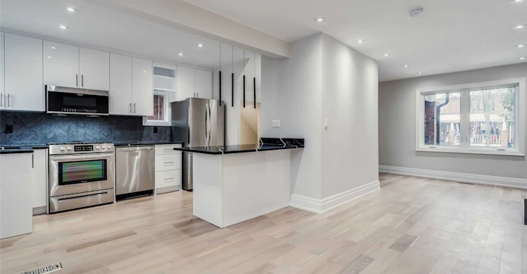 611 Hillsdale Avenue E, Toronto, ON, M4S 1V1 - 8