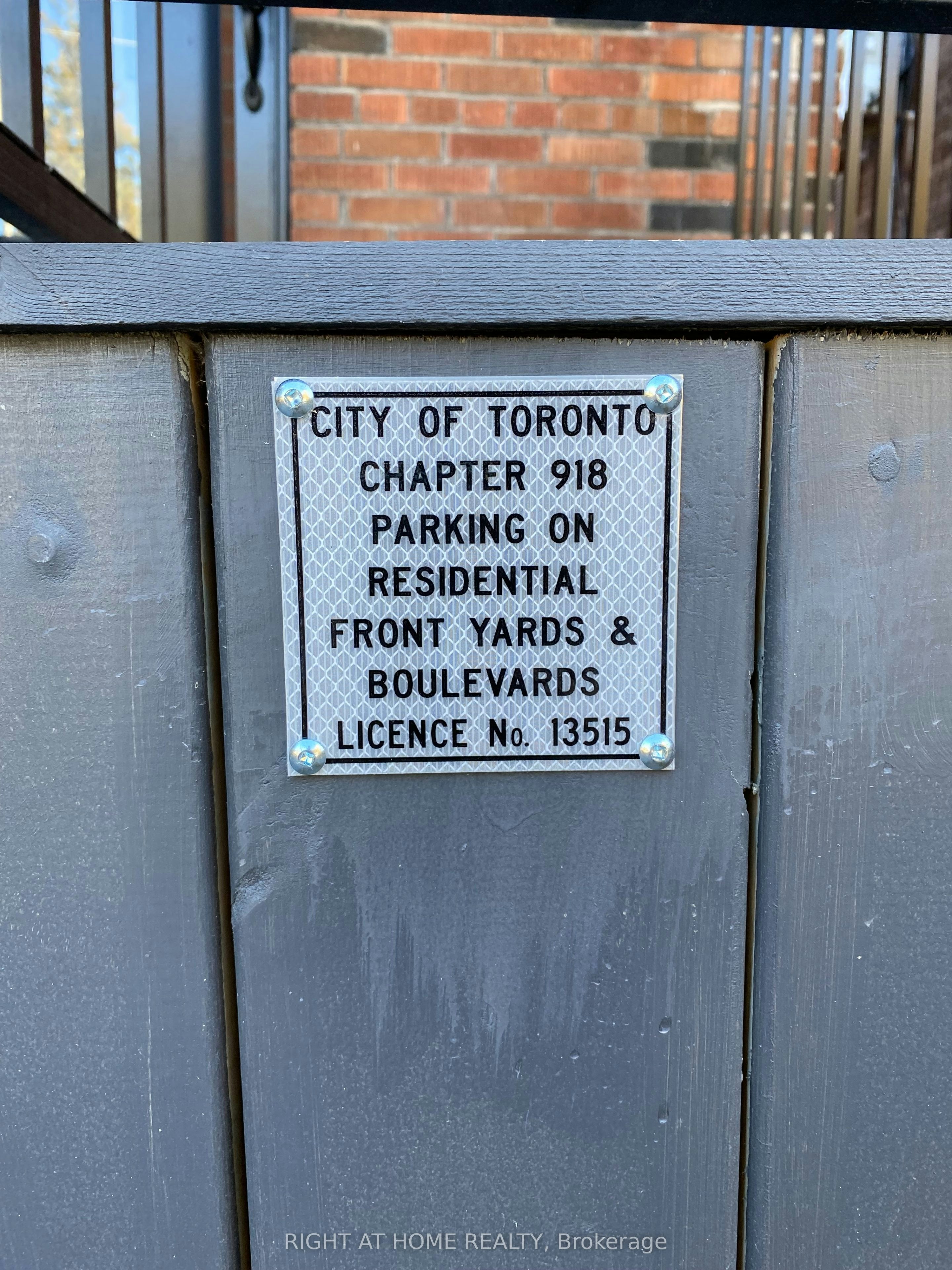 611 Hillsdale Avenue E, Toronto, ON, M4S 1V1 - 30