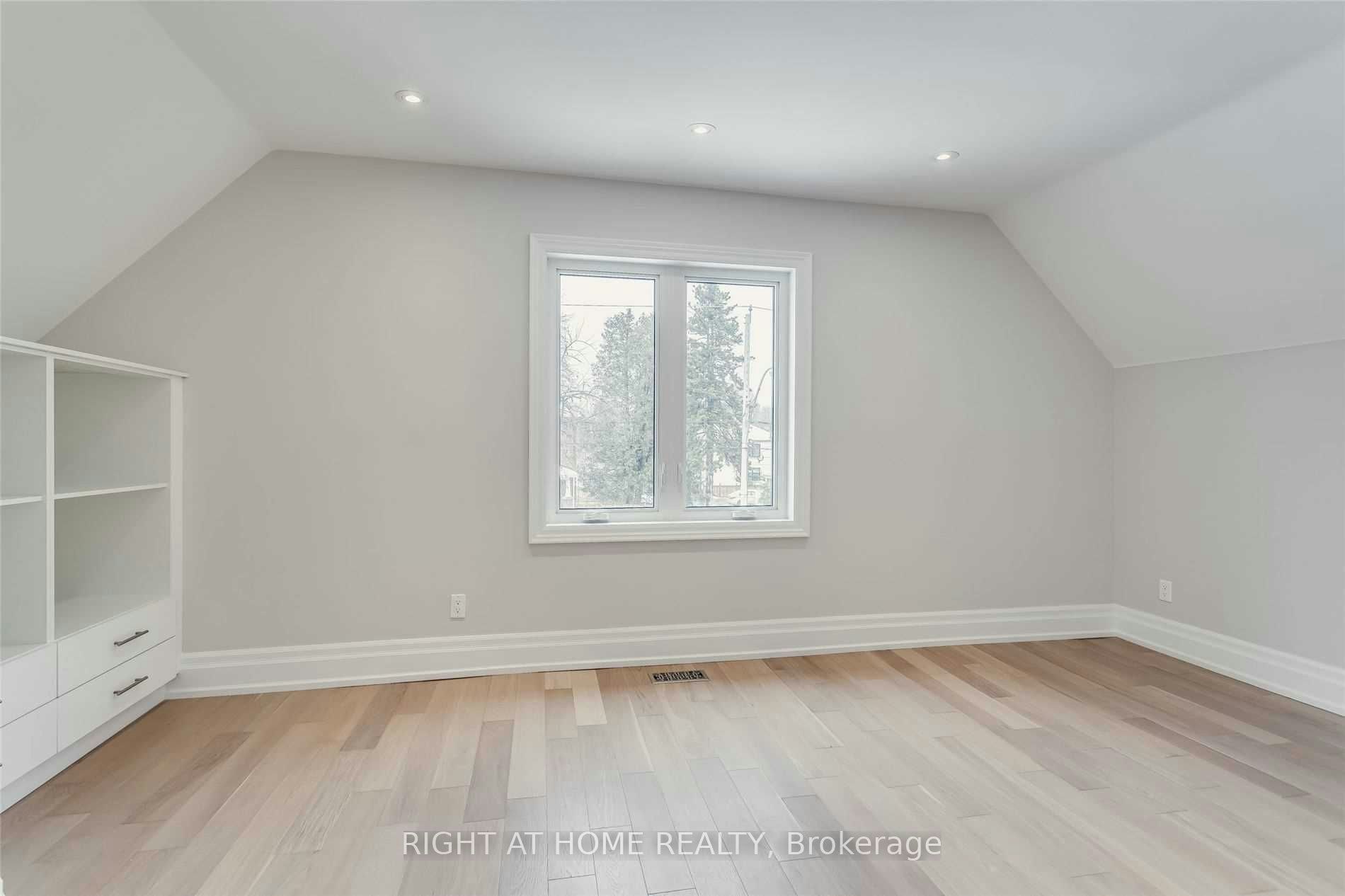 611 Hillsdale Avenue E, Toronto, ON, M4S 1V1 - 17