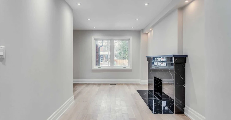 611 Hillsdale Avenue E, Toronto, ON, M4S 1V1 - 4