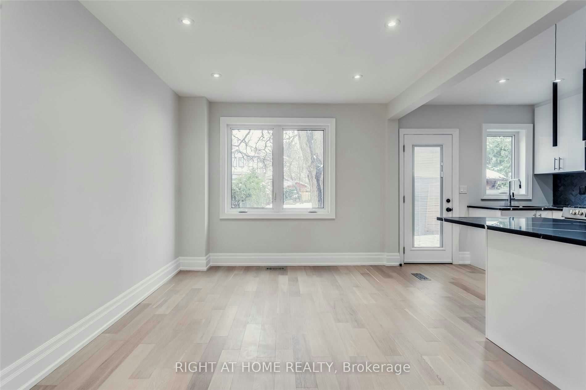 611 Hillsdale Avenue E, Toronto, ON, M4S 1V1 - 6