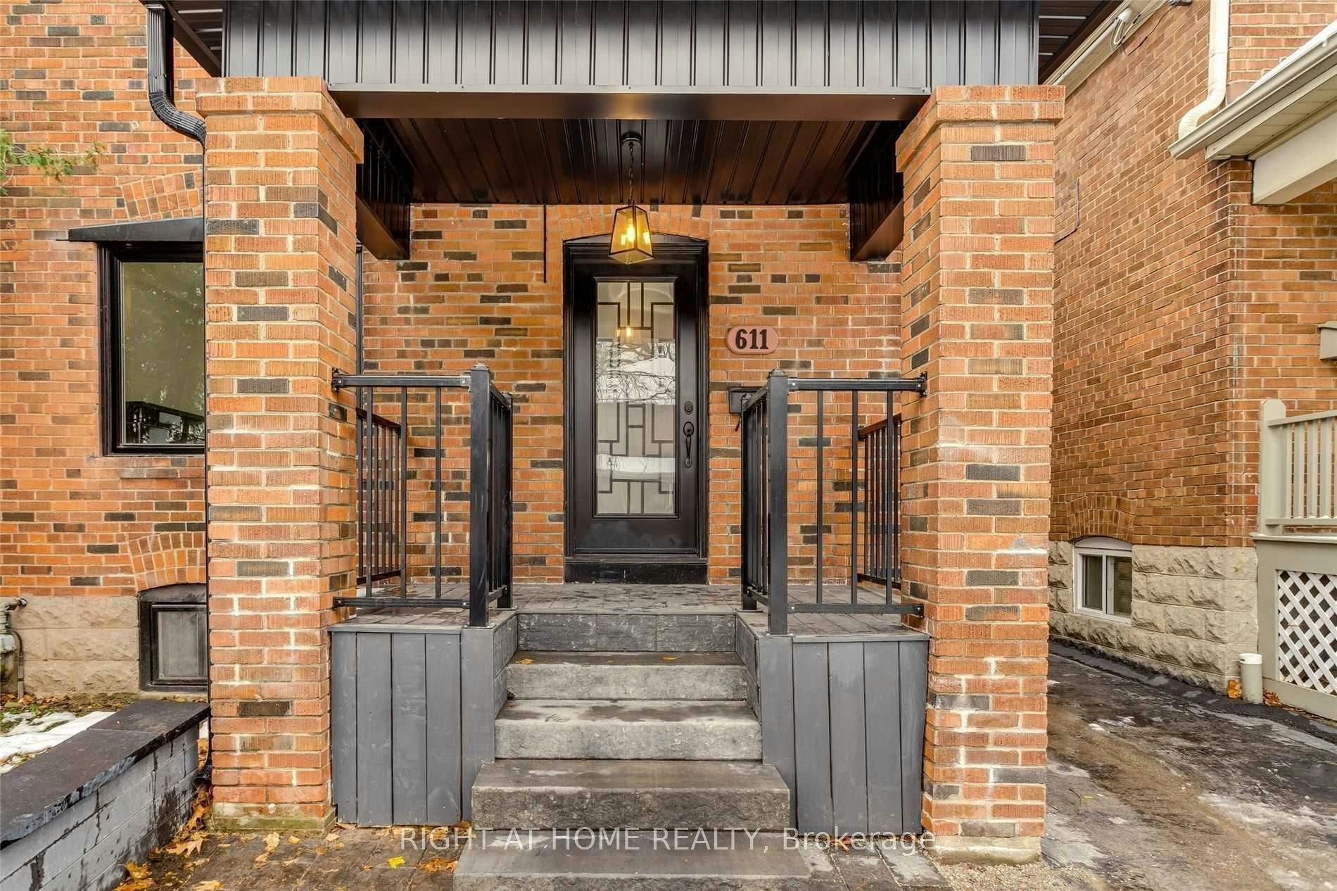 611 Hillsdale Avenue E, Toronto, ON, M4S 1V1