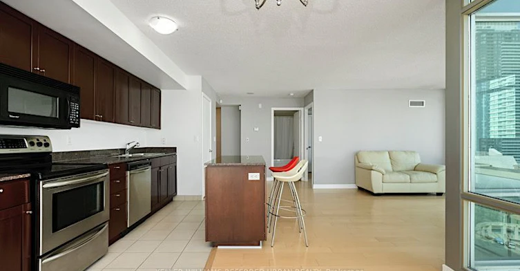 1812-81 Navy Wharf Court, Toronto, ON, M5V 3S2 - 13