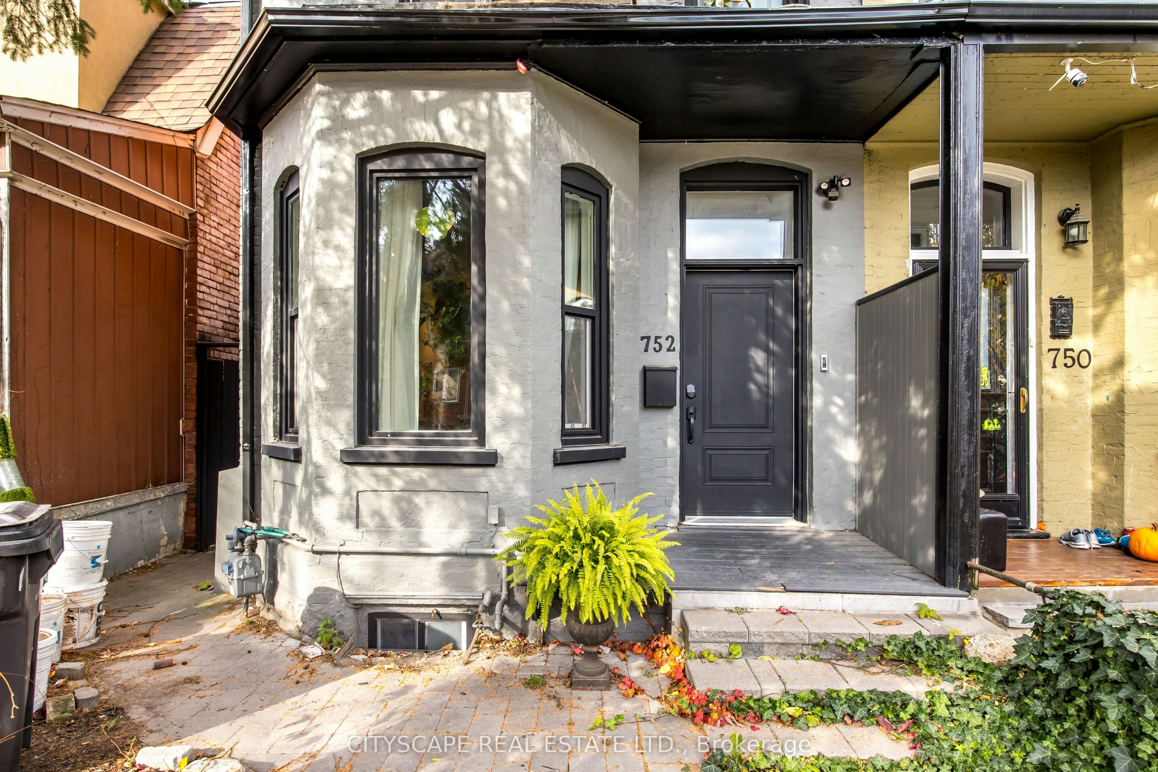 752 Richmond Street W, Toronto, ON, M6J 1C5 - 2