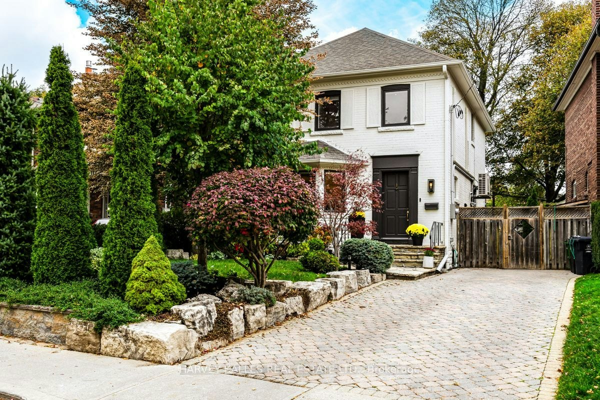 110 Chatsworth Drive, Toronto, ON, M4R 1R9
