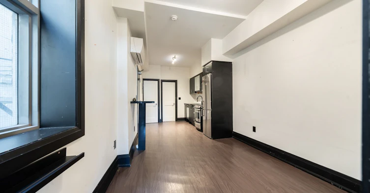 3-960 Queen Street W, Toronto, ON, M6J 1G8 - 5