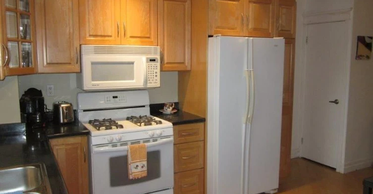 Main-261 Grace Street, Toronto, ON, M6G 3A7 - 2
