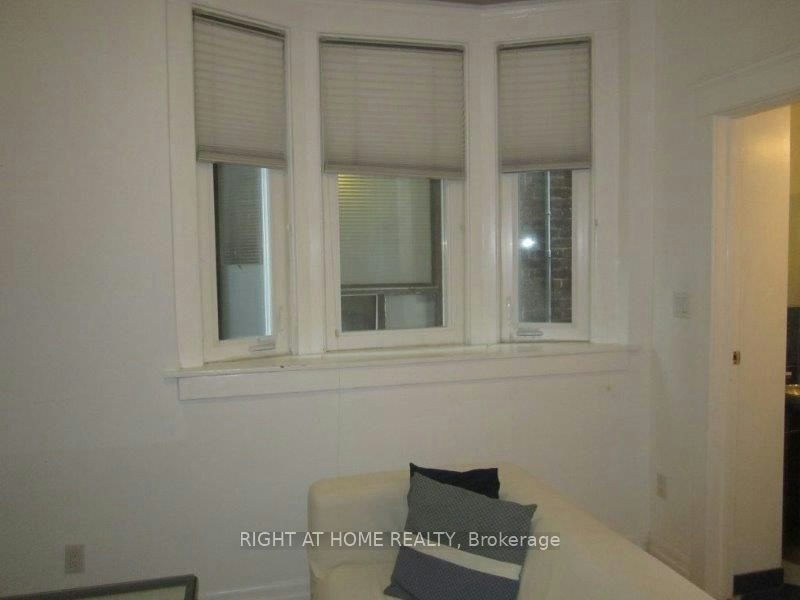 Main-261 Grace Street, Toronto, ON, M6G 3A7 - 23