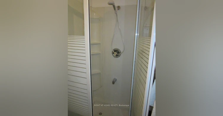 Main-261 Grace Street, Toronto, ON, M6G 3A7 - 13