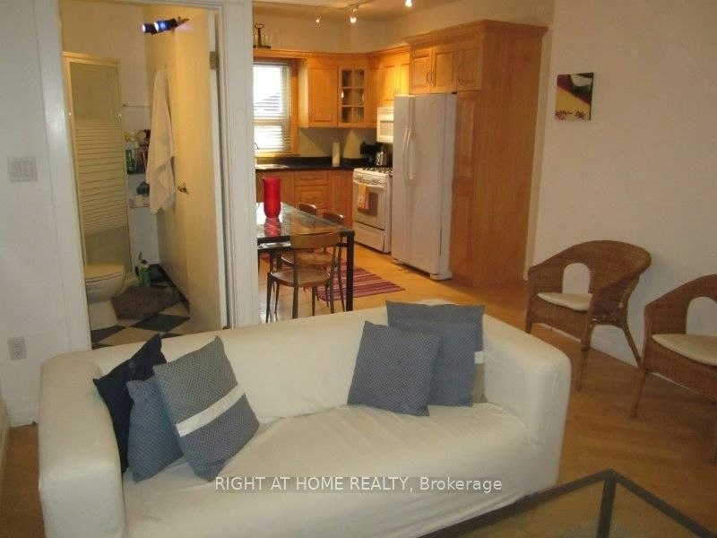 Main-261 Grace Street, Toronto, ON, M6G 3A7 - 6