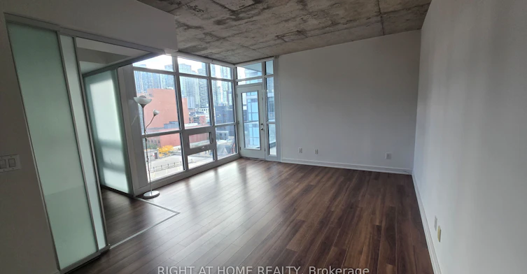 914-210 Simcoe Street, Toronto, ON, M5T 0A9 - 6