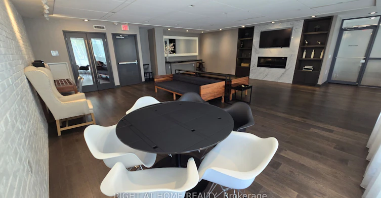 914-210 Simcoe Street, Toronto, ON, M5T 0A9 - 14