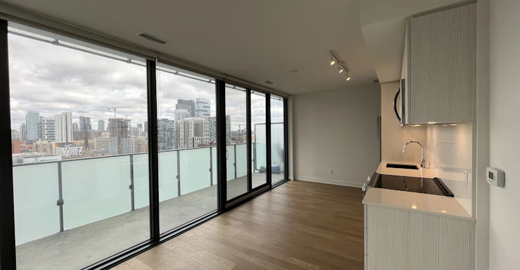 2112-25 Richmond Street E, Toronto, ON, M5C 0A6 - 6
