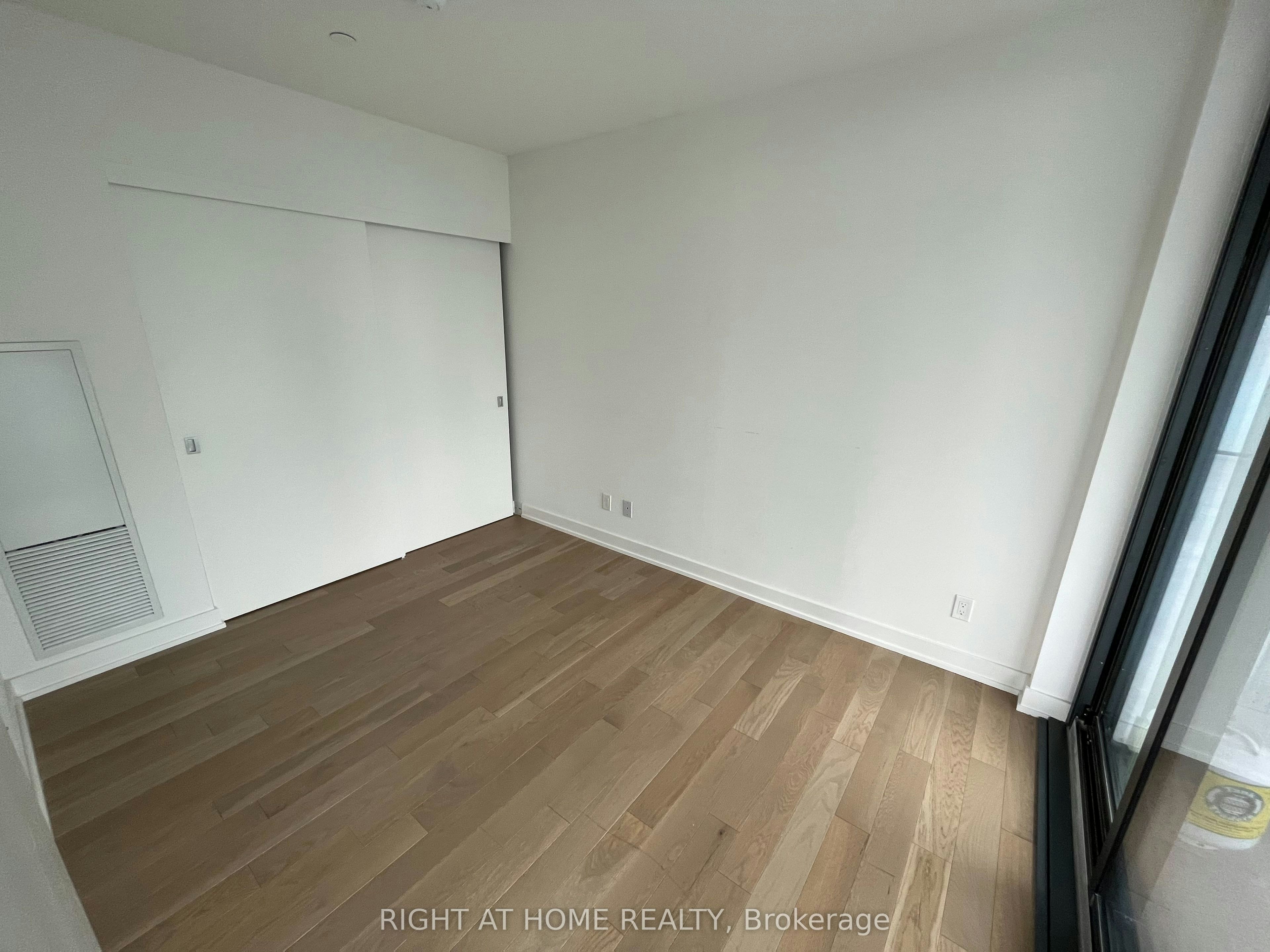 2112-25 Richmond Street E, Toronto, ON, M5C 0A6 - 9
