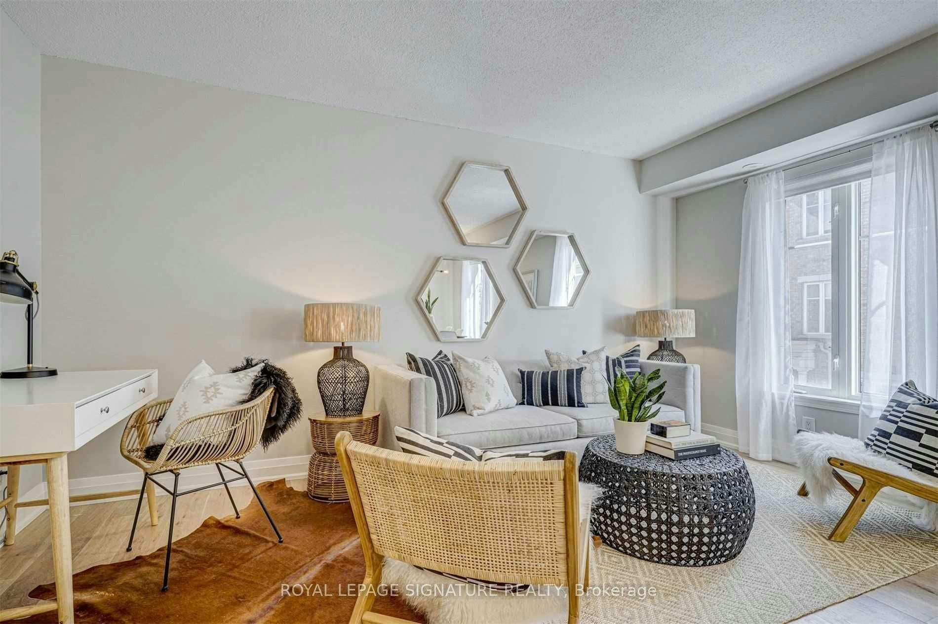 434-34 Western Battery Road, Toronto, ON, M6K 3N9 - 11