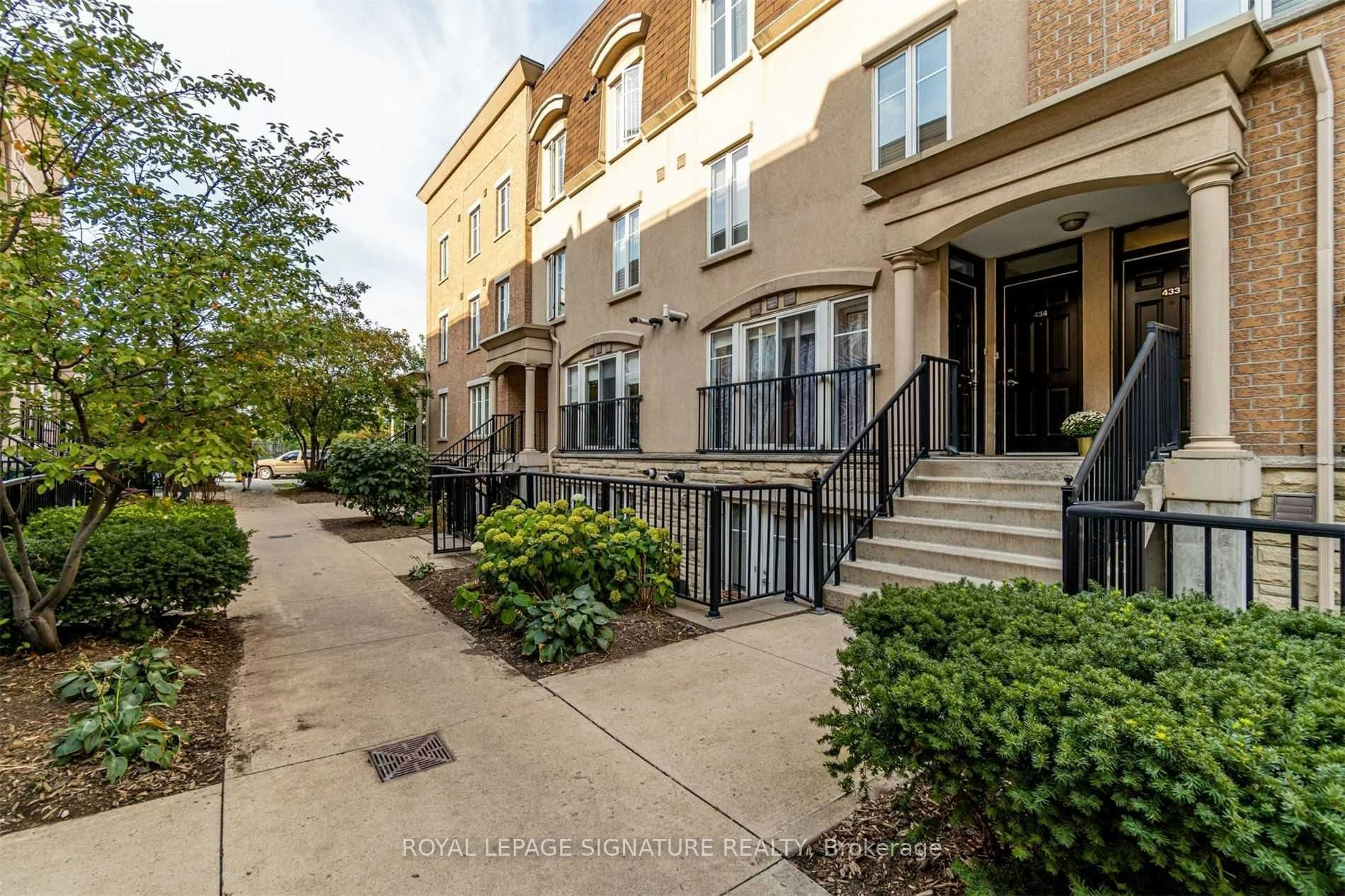 434-34 Western Battery Road, Toronto, ON, M6K 3N9 - 2