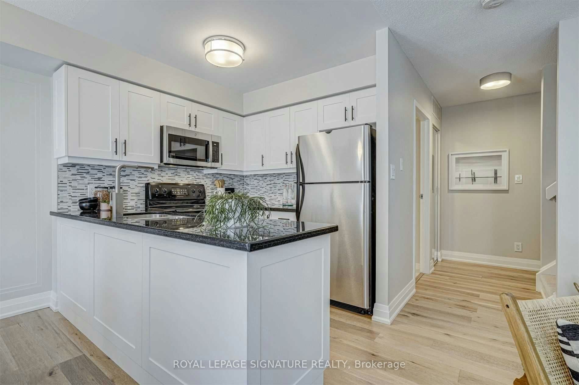434-34 Western Battery Road, Toronto, ON, M6K 3N9 - 4