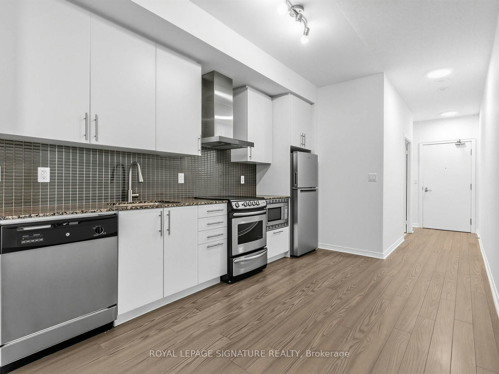 1411-352 Front Street, Toronto, ON, M5V 1B5 - 2