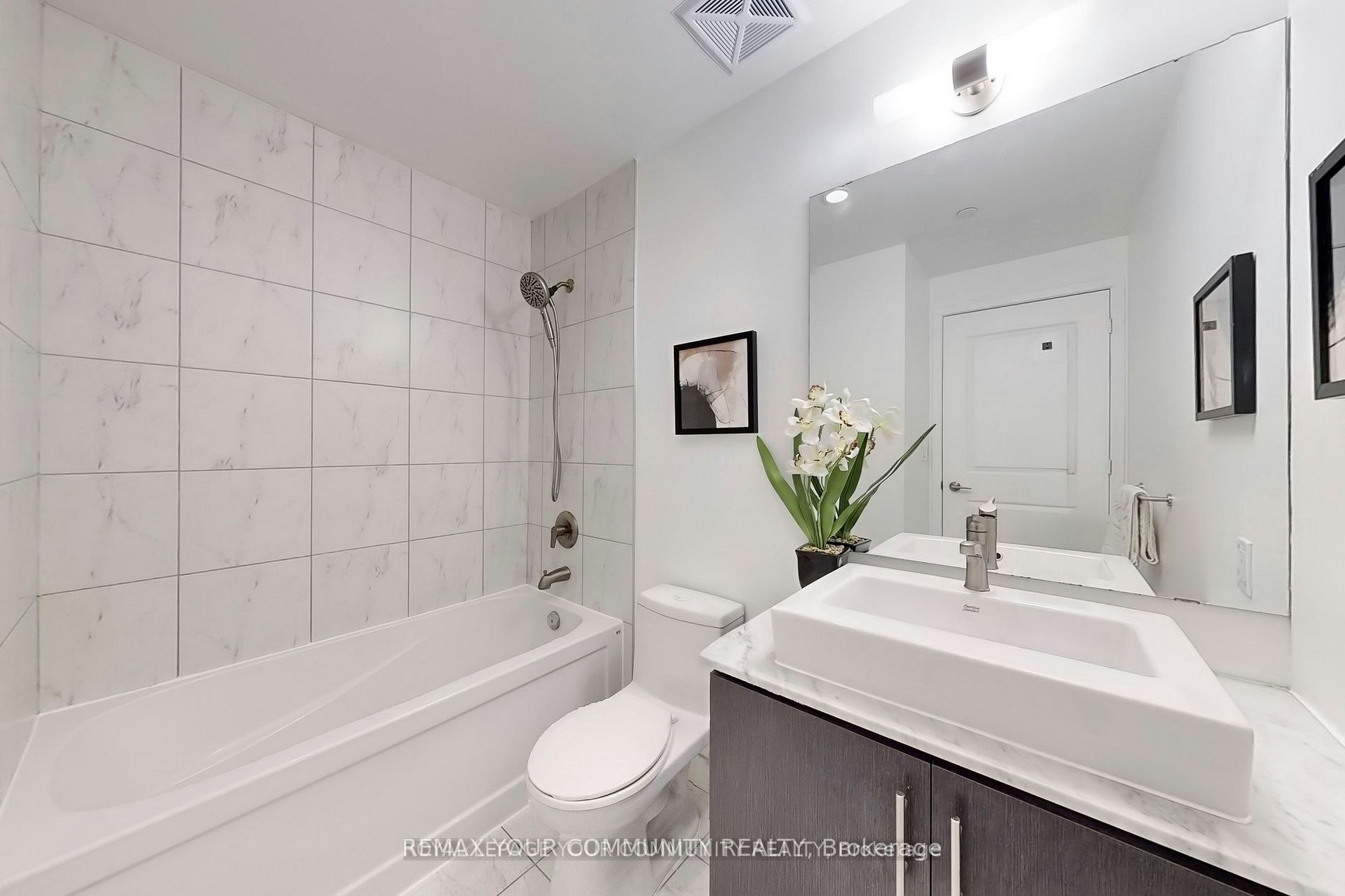 2804-1 The Esplanade N/A, Toronto, ON, M5E 0A8 - 17