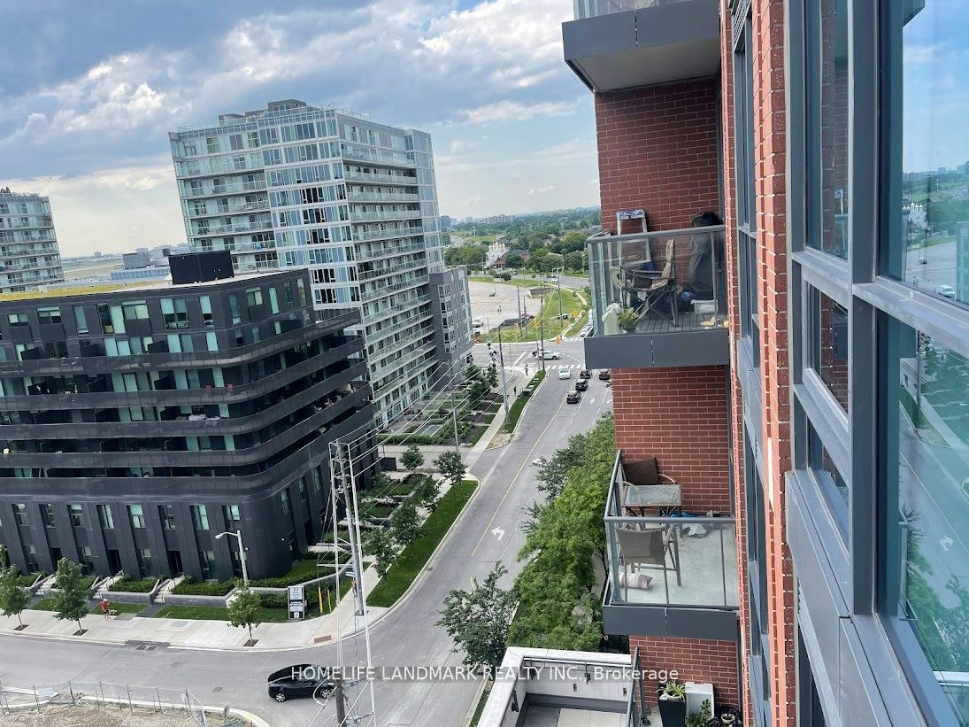 1025-31 Tippett Road, Toronto, ON, M3H 0C8 - 5