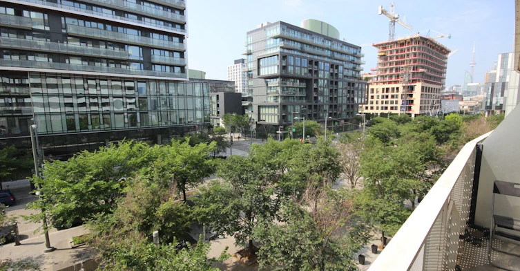 407-60 Tannery Road, Toronto, ON, M5A 0S8 - 12
