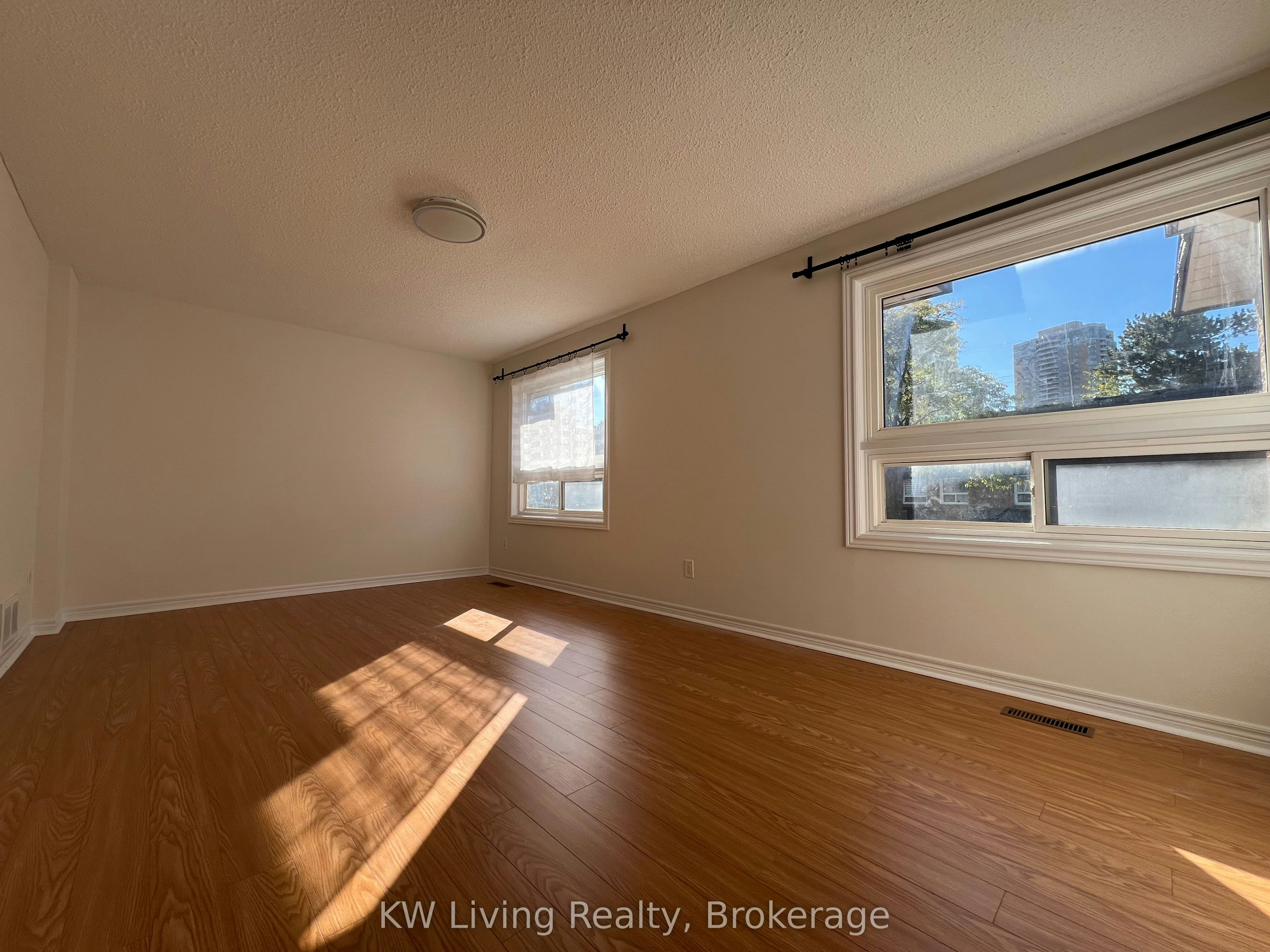 42 Sego Royal Way, Toronto, ON, M2H 1L5 - 10