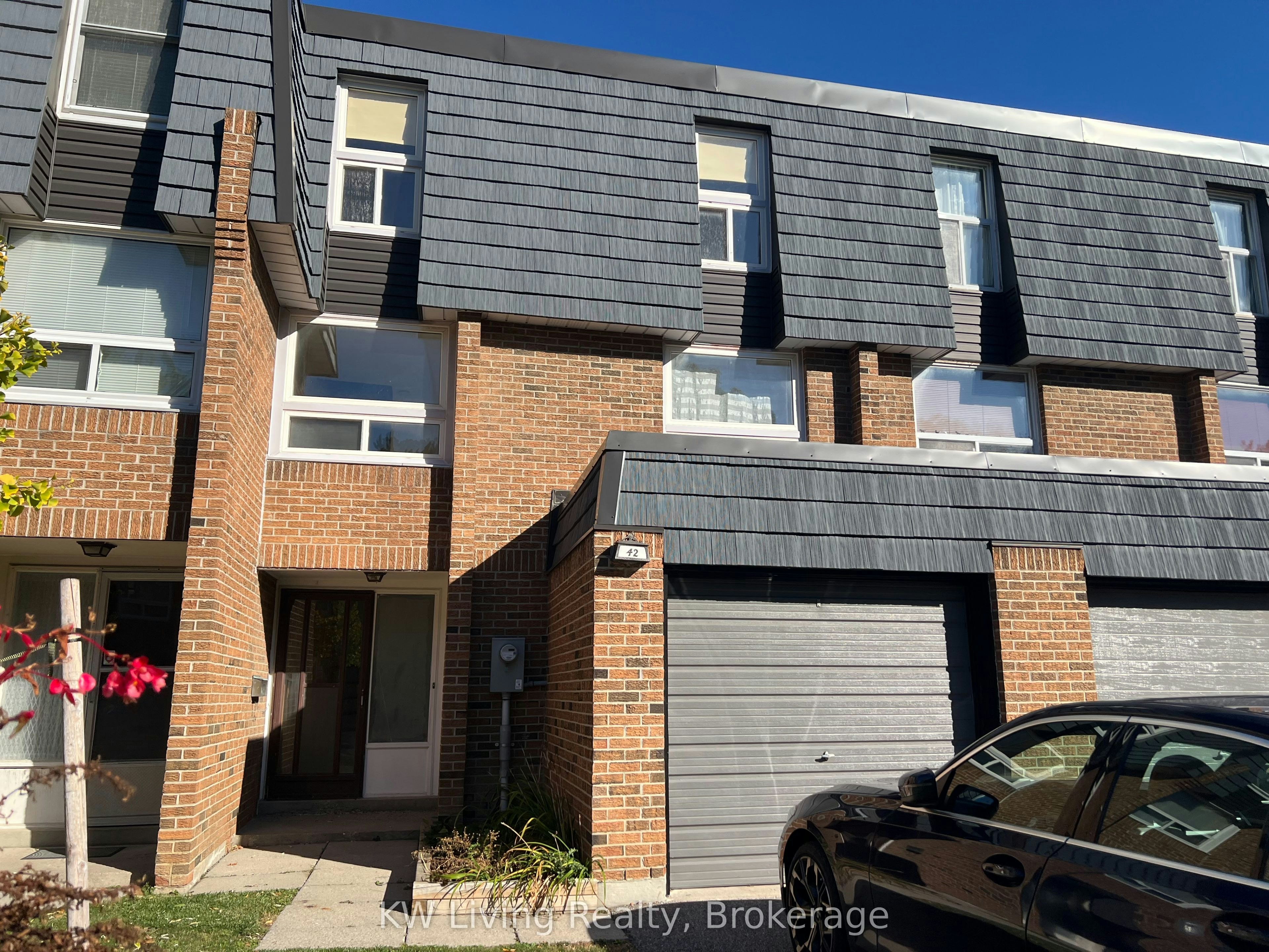 42 Sego Royal Way, Toronto, ON, M2H 1L5
