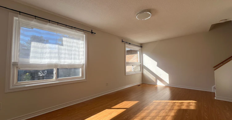 42 Sego Royal Way, Toronto, ON, M2H 1L5 - 9