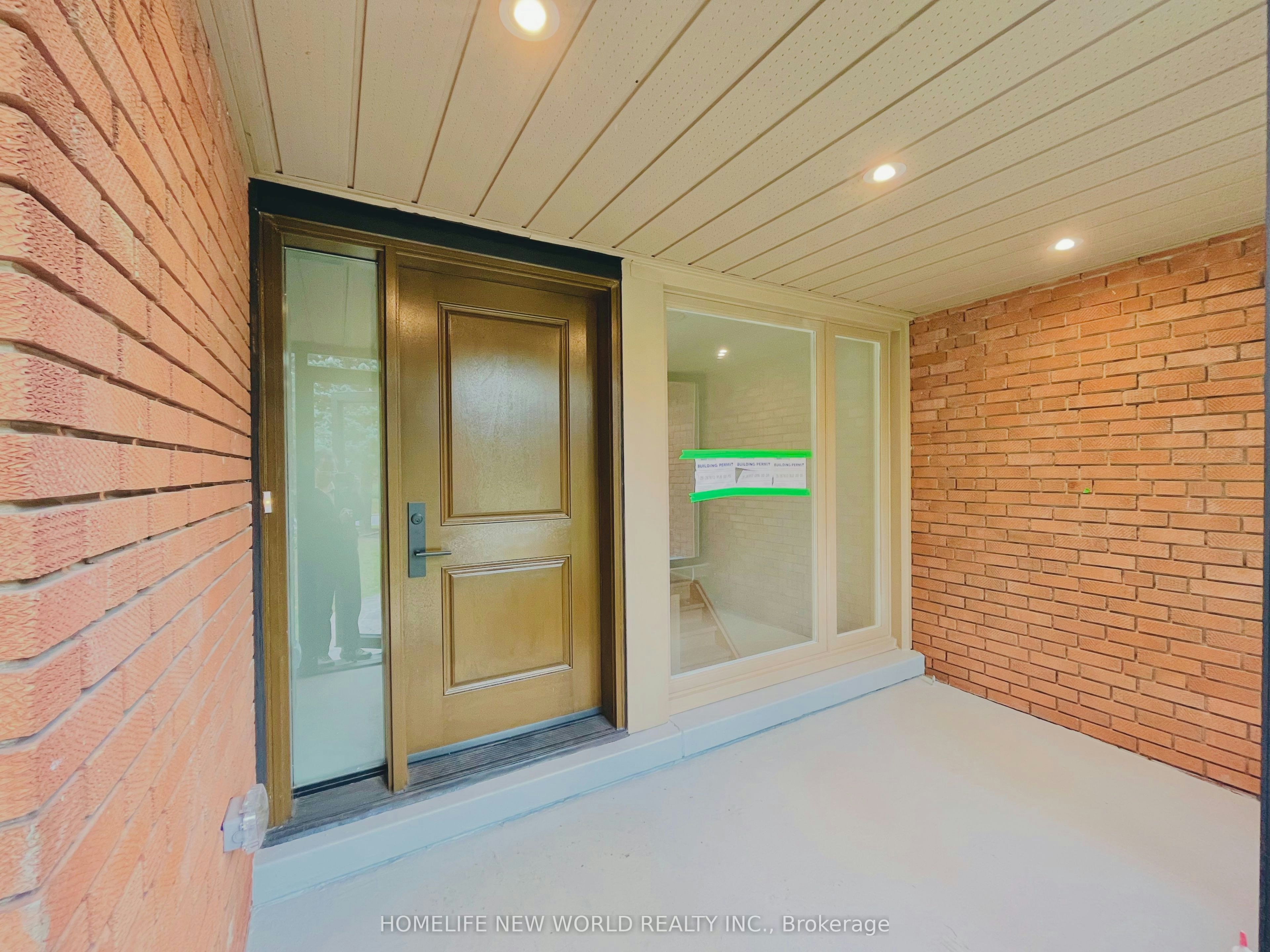 14 Rollscourt Drive, Toronto, ON, M2L 1X5 - 3
