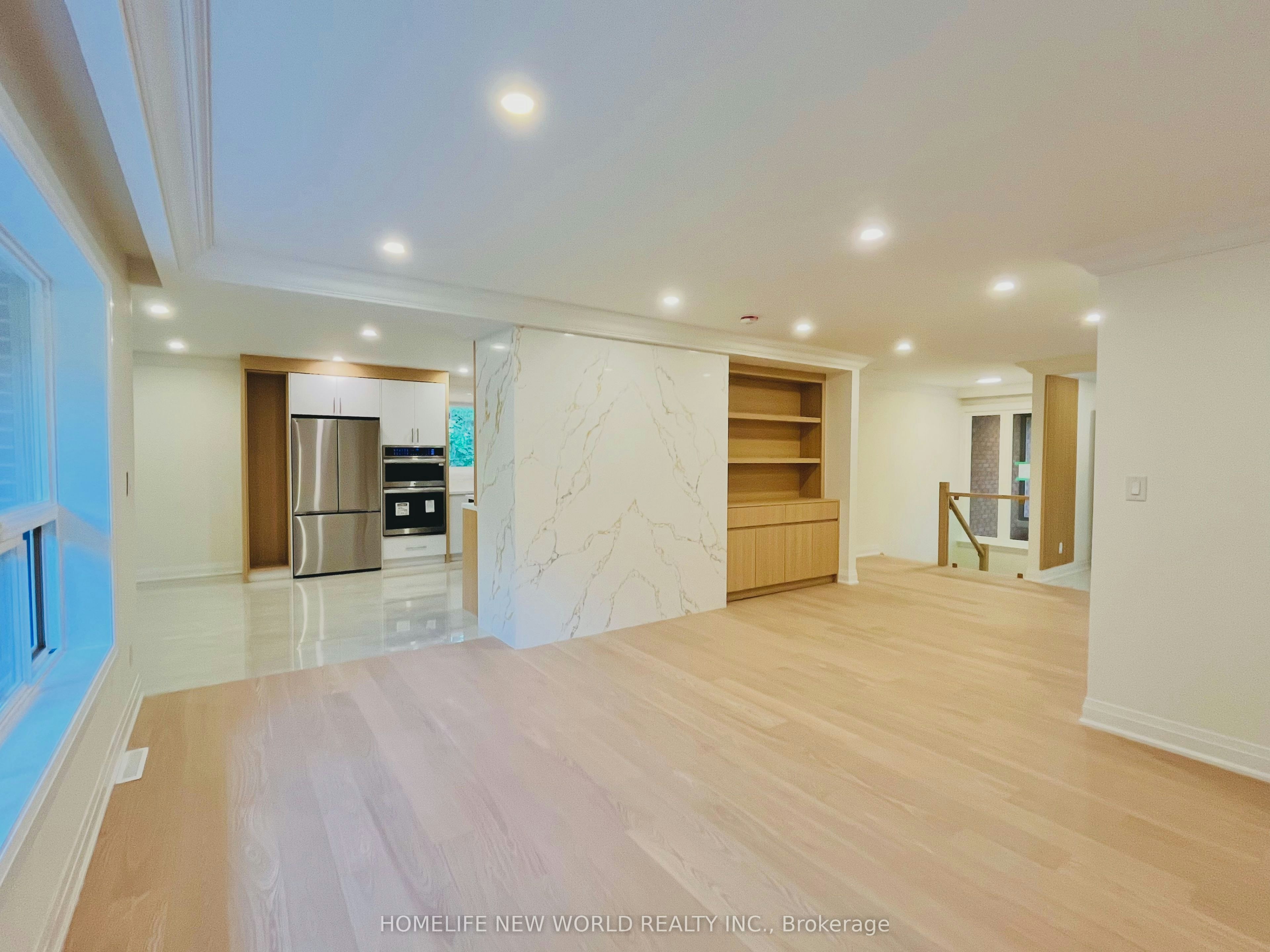 14 Rollscourt Drive, Toronto, ON, M2L 1X5 - 7