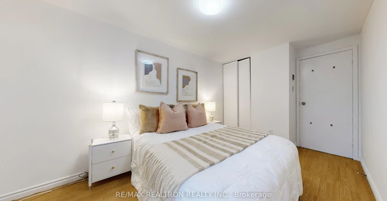 37 Woody Vine Way, Toronto, ON, M2J 4H5 - 20