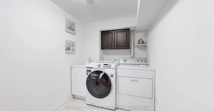 37 Woody Vine Way, Toronto, ON, M2J 4H5 - 32