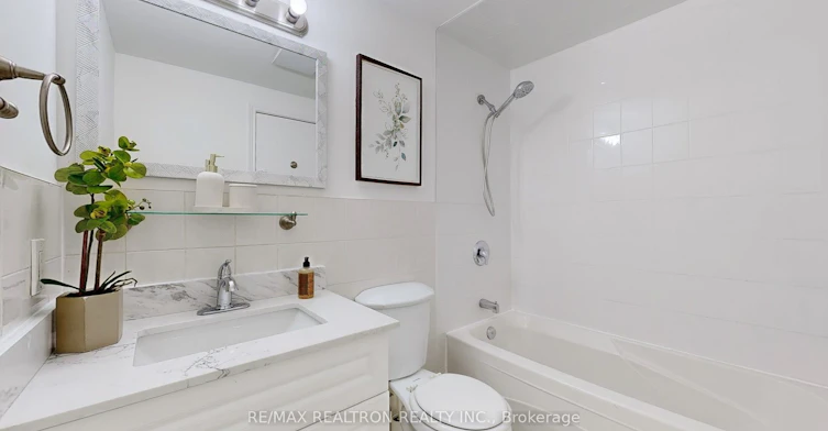 37 Woody Vine Way, Toronto, ON, M2J 4H5 - 25
