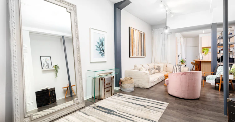 Main-752 Richmond Street W, Toronto, ON, M6J 1C5 - 4
