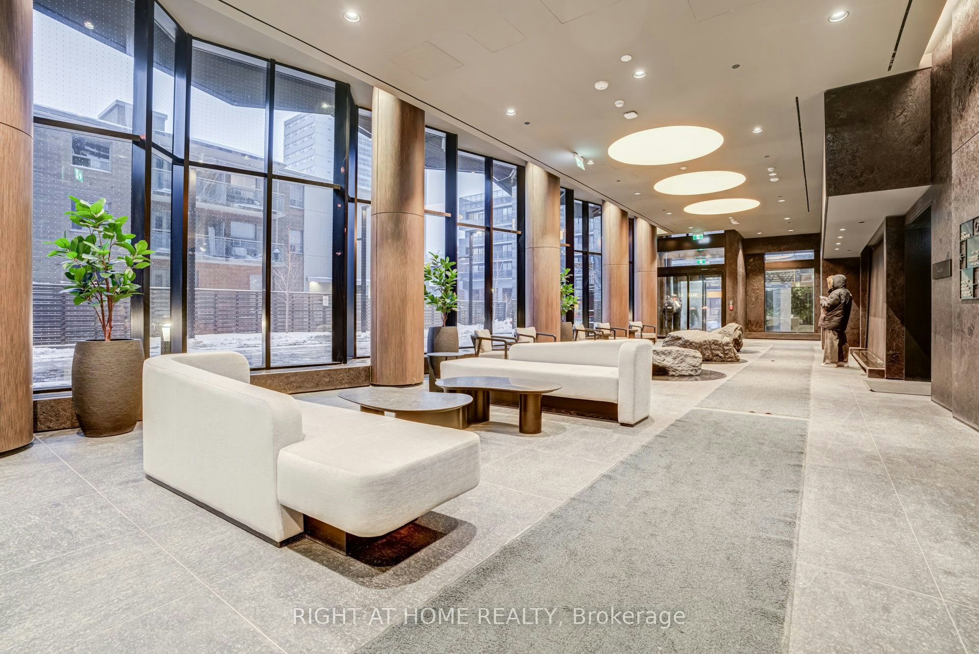 2403S-110 Broadway Avenue, Toronto, ON, M4P 1V7 - 2