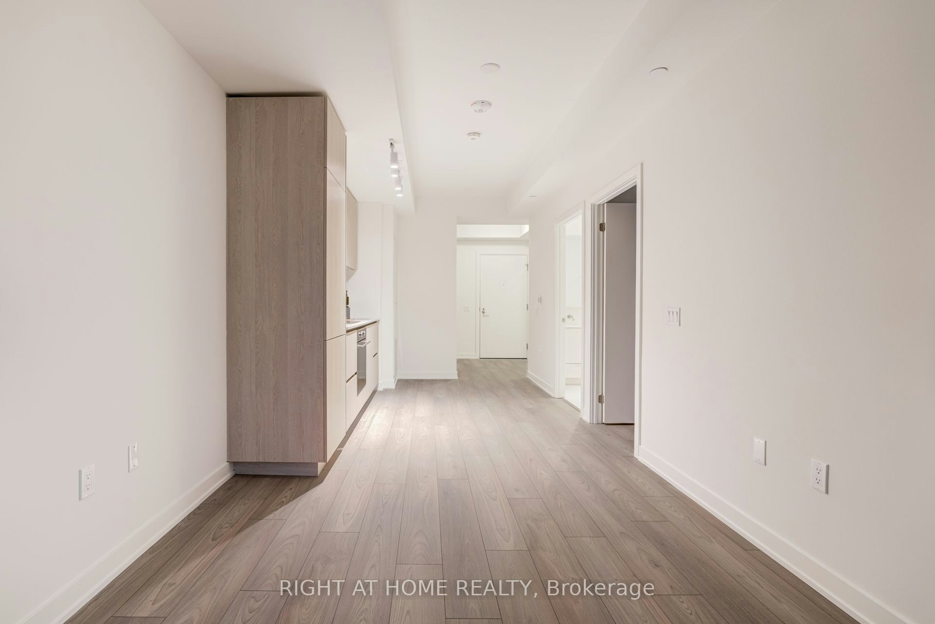 2403S-110 Broadway Avenue, Toronto, ON, M4P 1V7 - 15