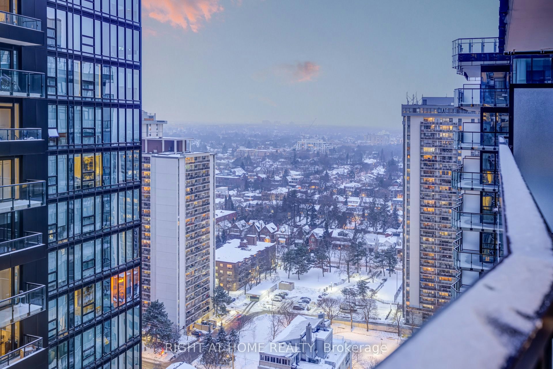 2403S-110 Broadway Avenue, Toronto, ON, M4P 1V7 - 26