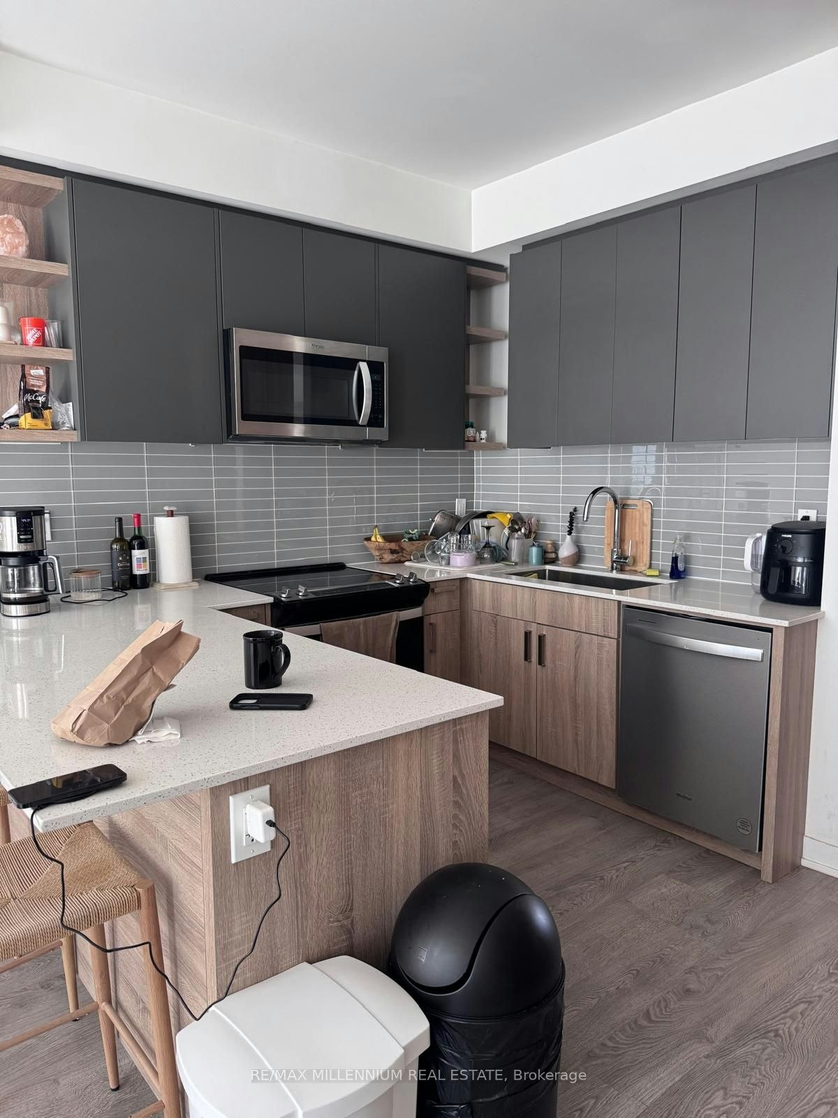 54 Hooyo Terrace, Toronto, ON, M6A 0G1 - 8