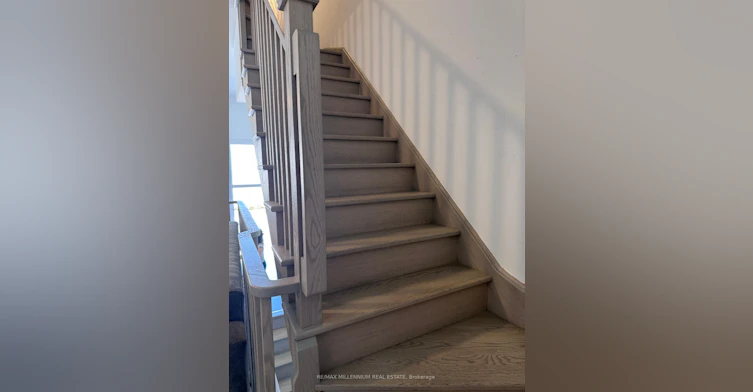 54 Hooyo Terrace, Toronto, ON, M6A 0G1 - 7