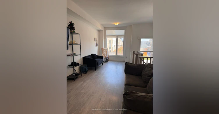 54 Hooyo Terrace, Toronto, ON, M6A 0G1 - 6