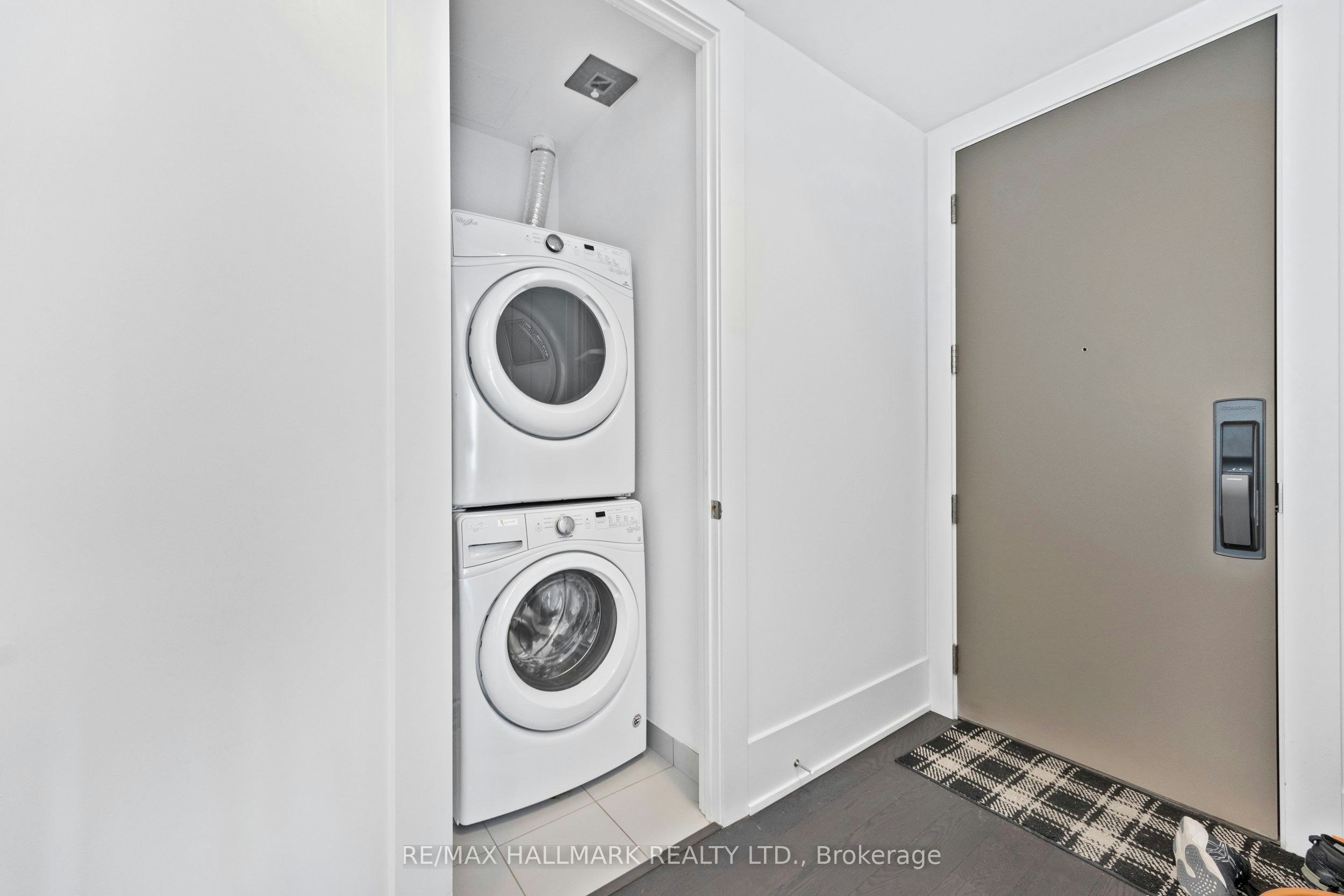 6403-10 York Street, Toronto, ON, M5J 0E1 - 33