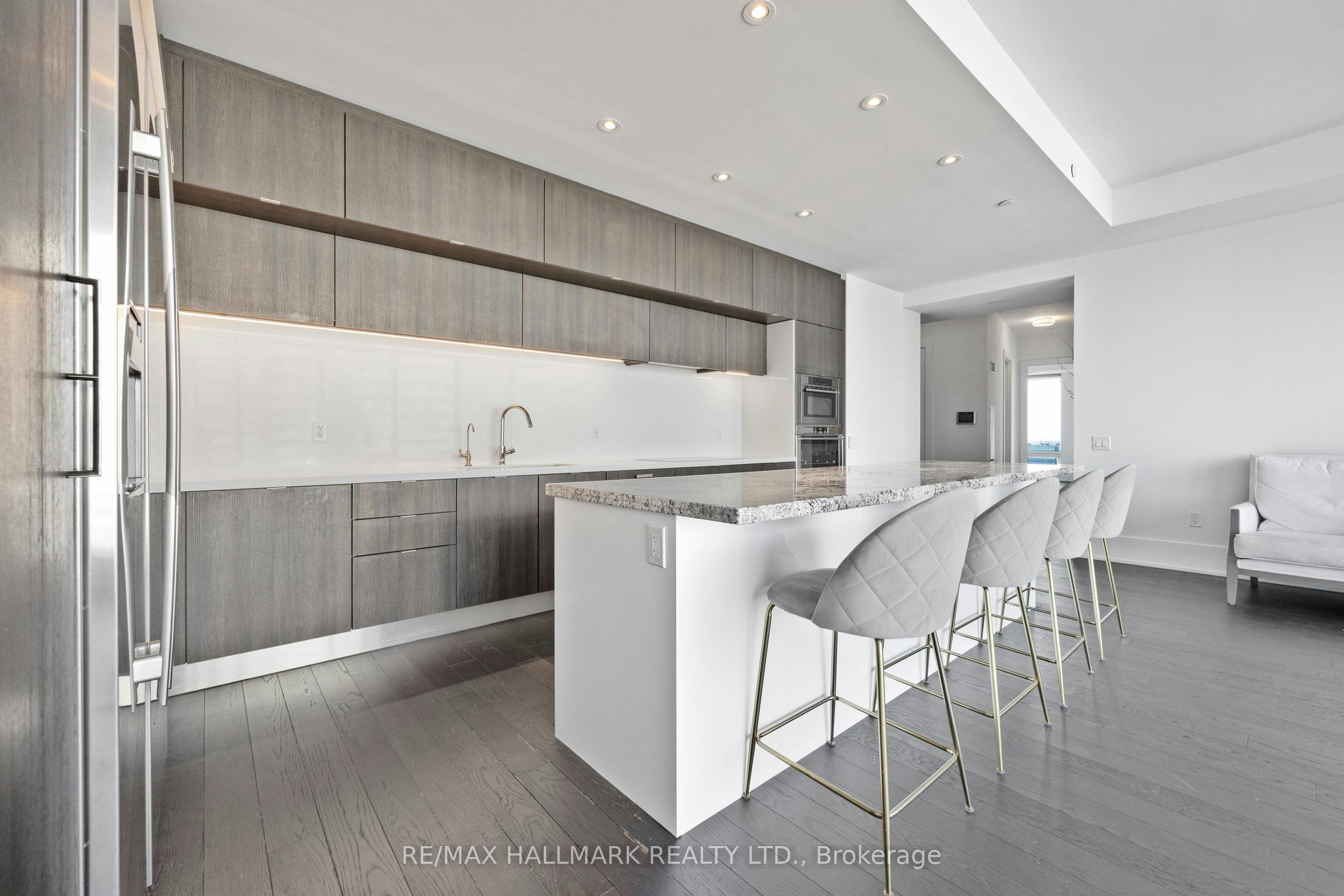 6403-10 York Street, Toronto, ON, M5J 0E1 - 9