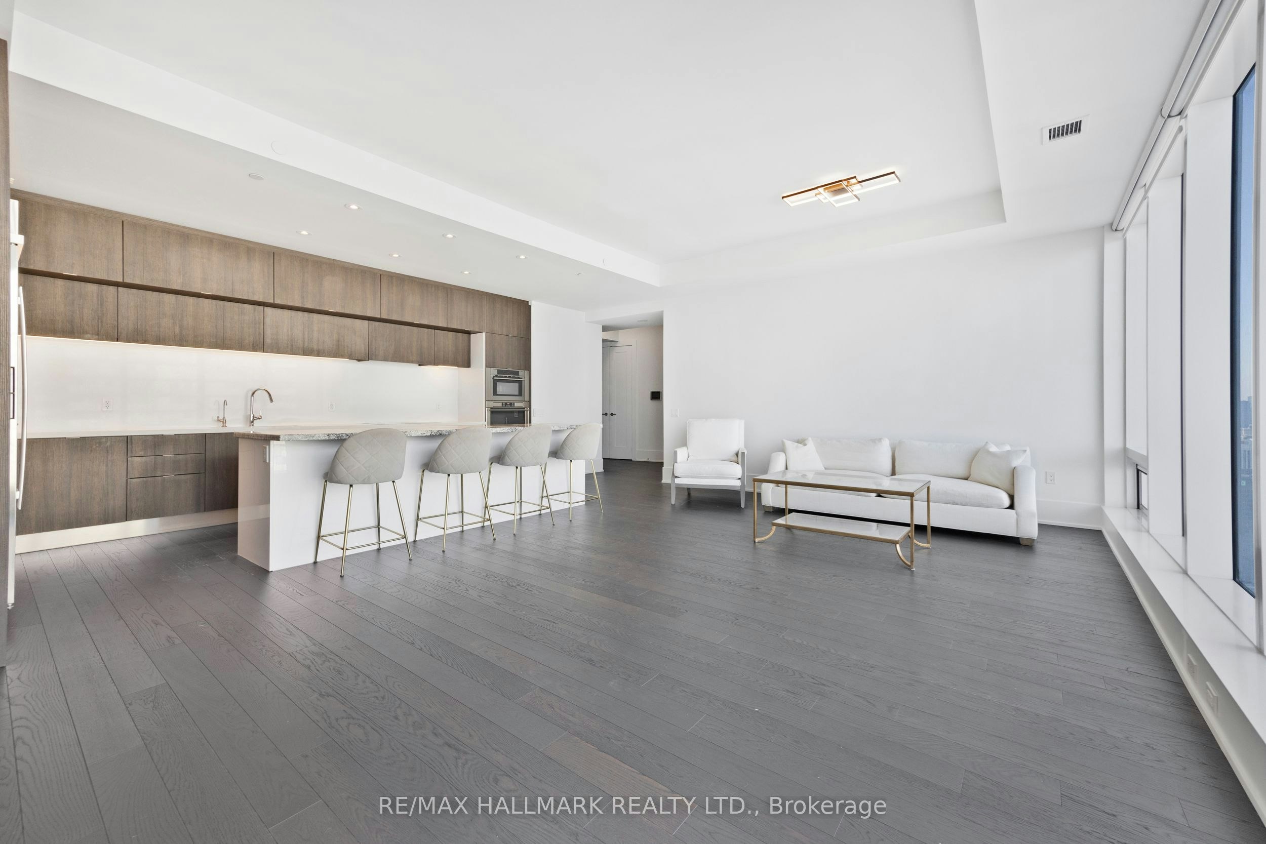 6403-10 York Street, Toronto, ON, M5J 0E1 - 7